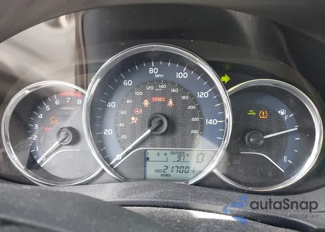 2014 Toyota Corolla Le Plus z USA, uszkodzony, nr VIN 2T1BURHE3EC172215